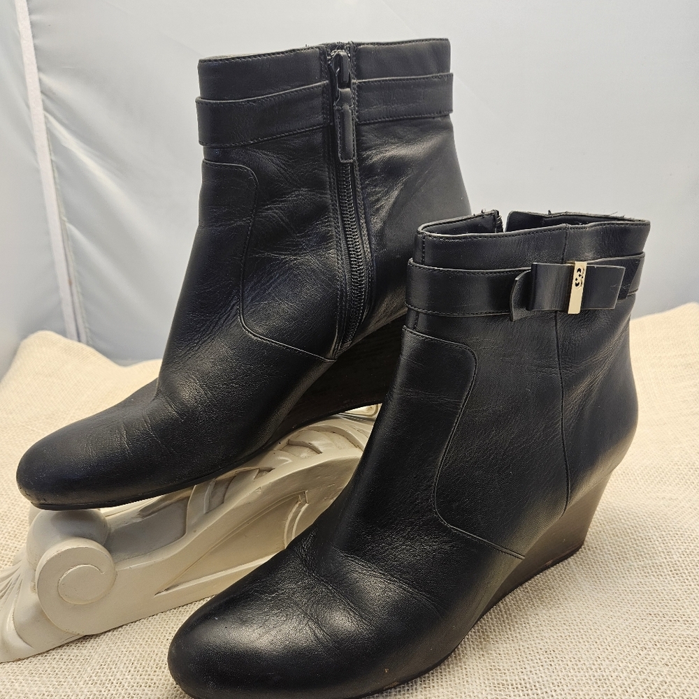 Cole Haan -Black  leather Ankle Boots